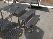 Step ladder with Square Grilled Grating (2)